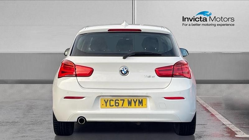 Used BMW 116 Comfort Edition 116 HP (85 kW) 2017 White Hatchback