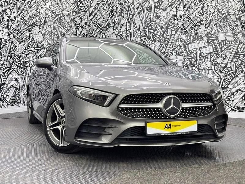 Used Mercedes A180 AMG Line Premium Plus 116 HP (85 kW) 2019 Grey Hatchback