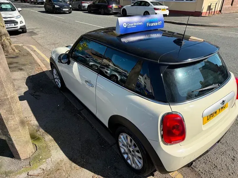 Used Mini Cooper Hatch 136 HP (100 kW) 2014 White Hatchback