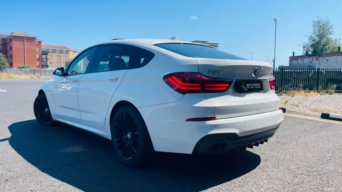 Used BMW 520 Gran Turismo M Sport 2013 White Coupe