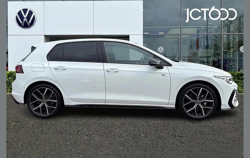 Used VW Golf VIII R-line 147 HP (108 kW) 2025 White Hatchback