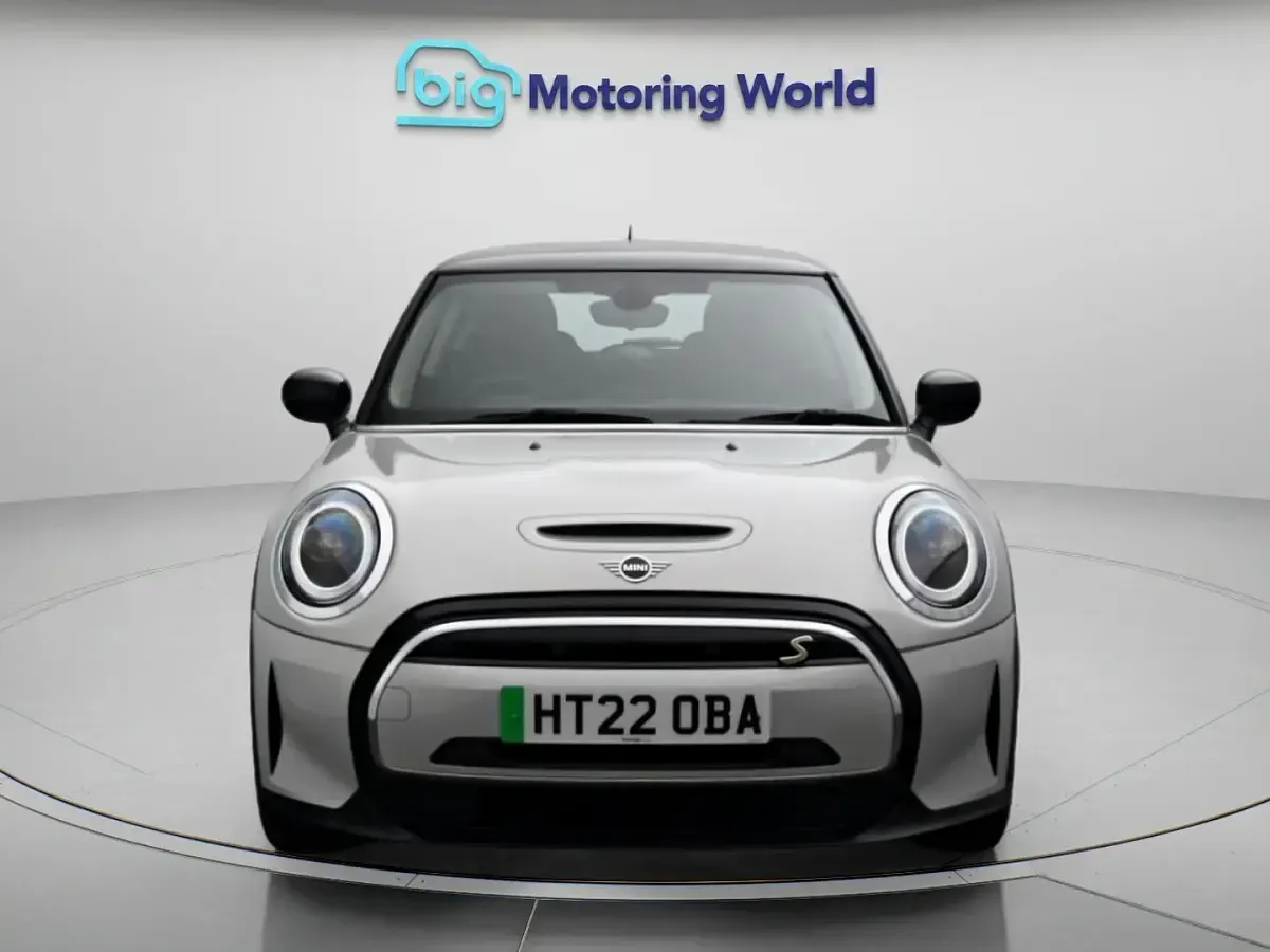 Used Mini Cooper SE Hatch 135 kW (184 HP) 2022 Hatchback