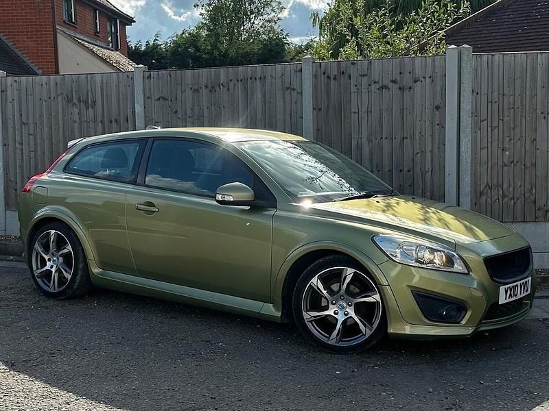 Green Used 2010 Volvo C30 R-Design Hatchback | £3,397 (Fair price) - Image 1/4
