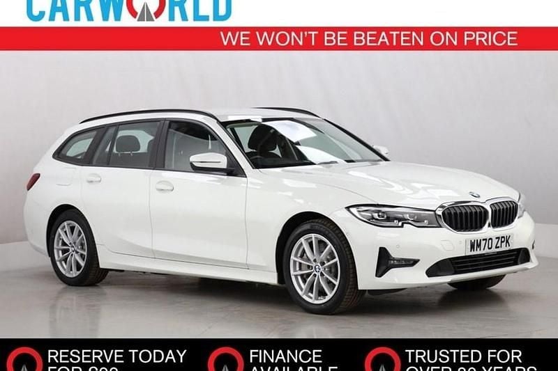 Used BMW 330e Comfort Edition 2021
