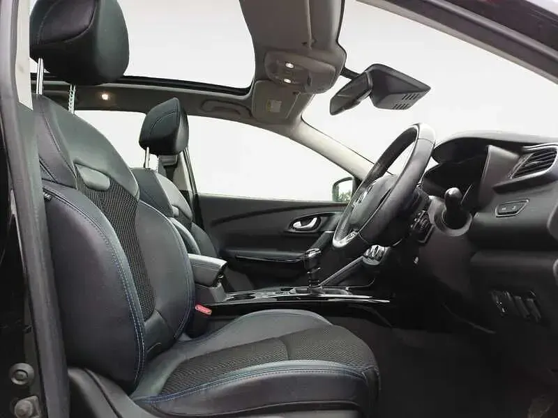Used Renault Kadjar Version S 140 HP (102 kW) 2019 Black SUV