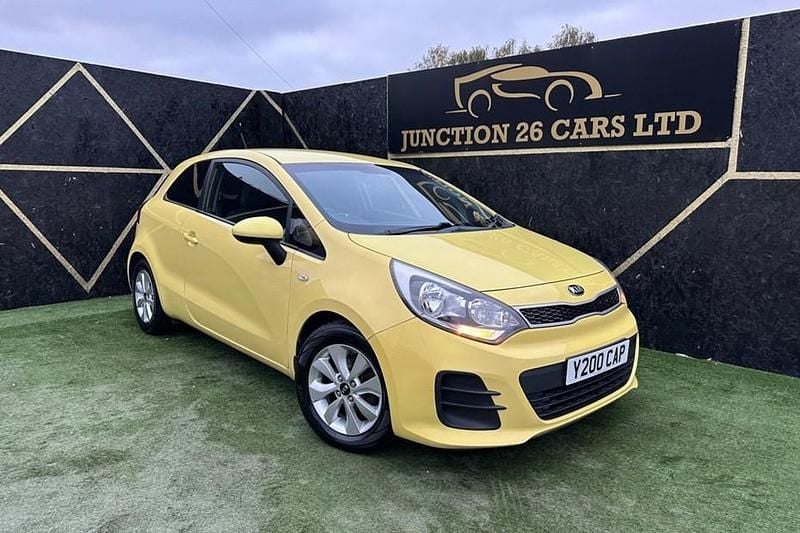 Yellow Used 2015 Kia Rio 2 Hatchback | £3,295 (Fair price) - Image 1/1