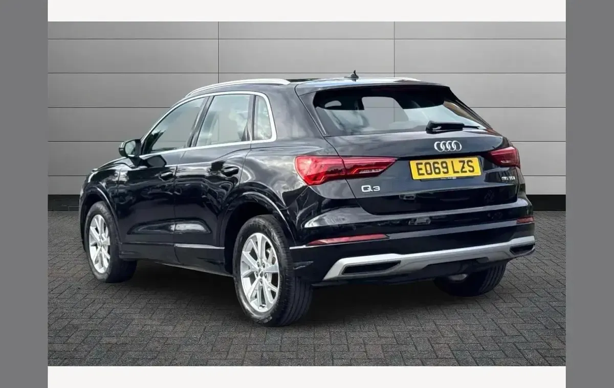 Used Audi Q3 Sport 150 HP (110 kW) 2019 Black SUV