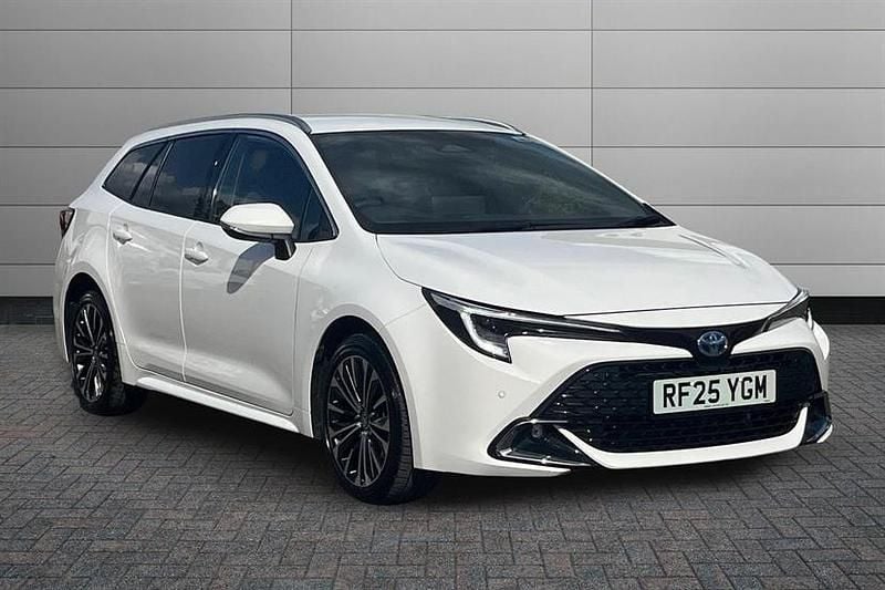 Unknown Used 2025 Toyota Corolla Design | £28,050 (Expensive) - Image 1/3