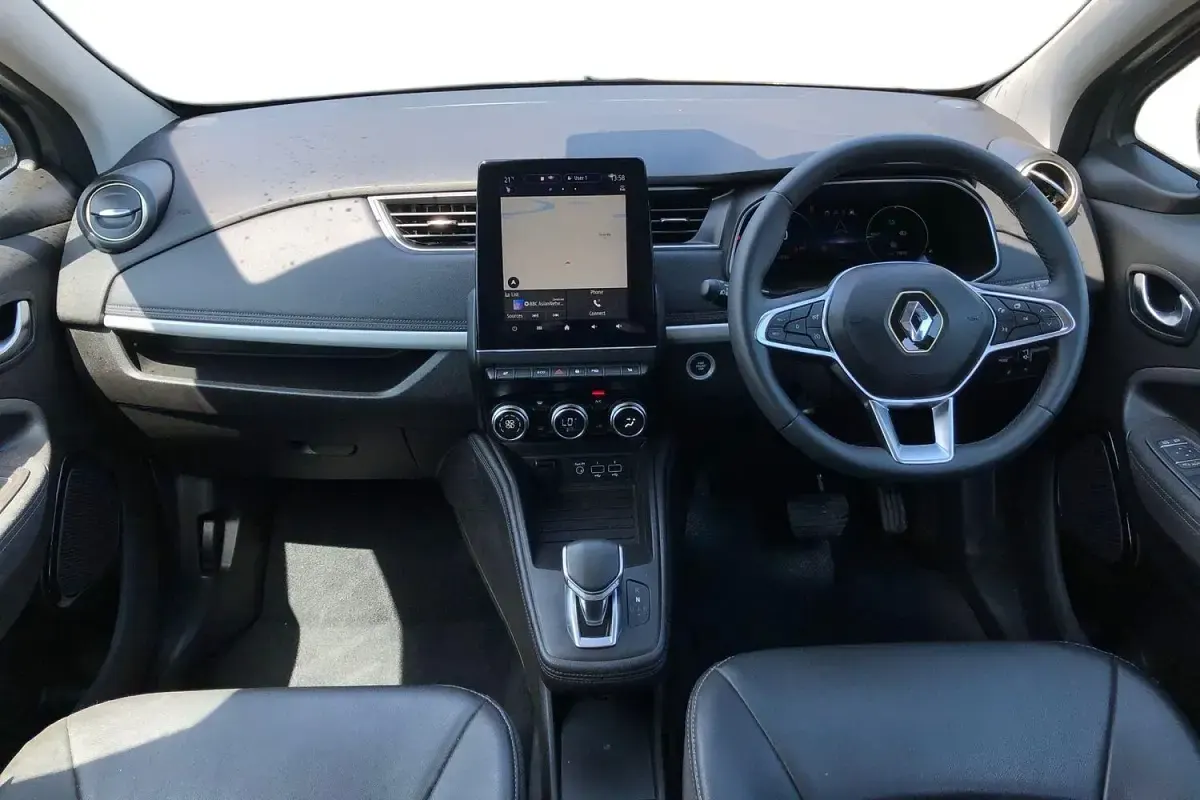 Used Renault Zoe Iconic 100 kW (136 HP) 2023 Grey Hatchback