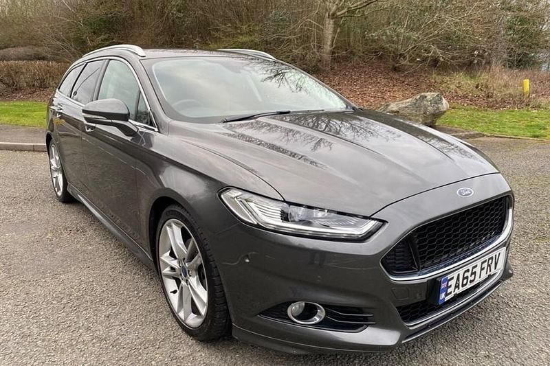 Used Ford Mondeo Titanium 210 HP (154 kW) 2015 Grey Estate