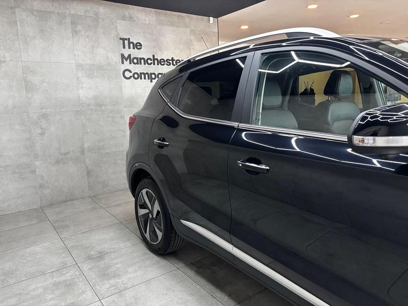 Used MG ZS Trophy Connect 114 kW (156 HP) 2023 Black SUV