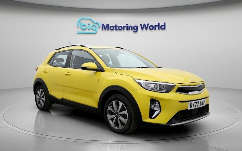 Second-hand Kia Stonic 101 CP (74 kW) 2024 SUV