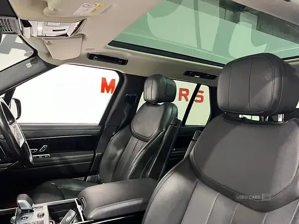 Used Land Rover Range Rover SE 2023 Blue SUV