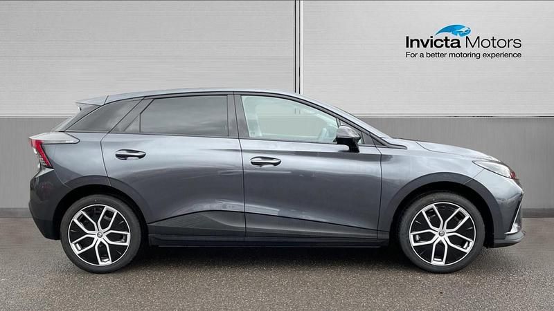 New MG MG4 EV Trophy 180 kW (245 HP) 2026 Grey Hatchback