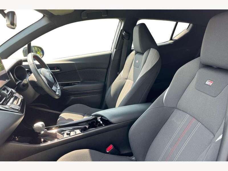 Image 2/4