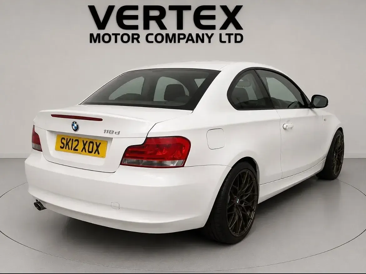 Used BMW 118 Coupé Sport Line 143 HP (105 kW) 2012 White Coupe