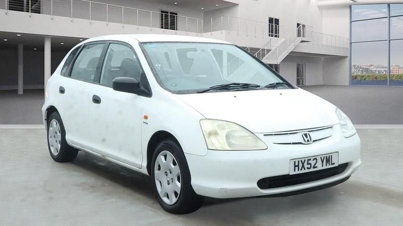 Used Honda Civic S 2002 White Hatchback