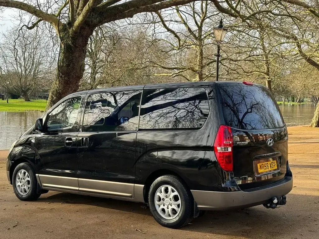 Used Hyundai I800 Style 2008 Black MPV