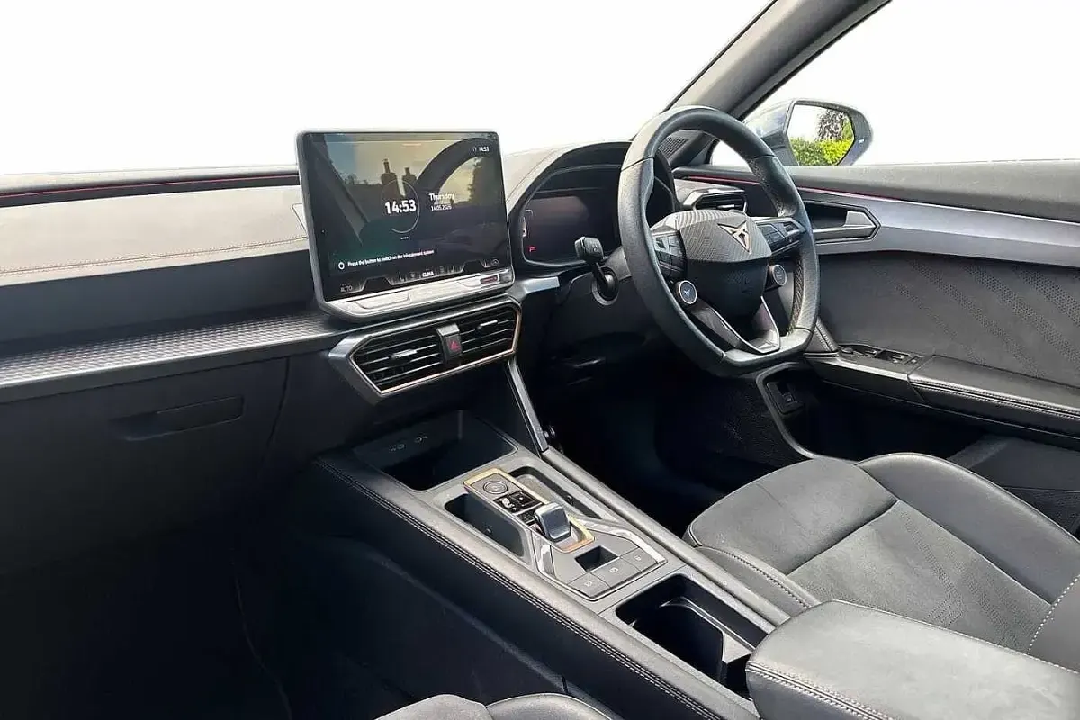 Used Cupra Formentor 150 HP (110 kW) 2025 Glacial white SUV