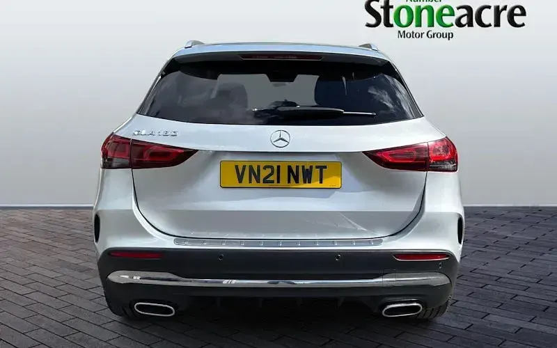 Used Mercedes GLA180 AMG Line Premium 136 HP (100 kW) 2021 Silver SUV