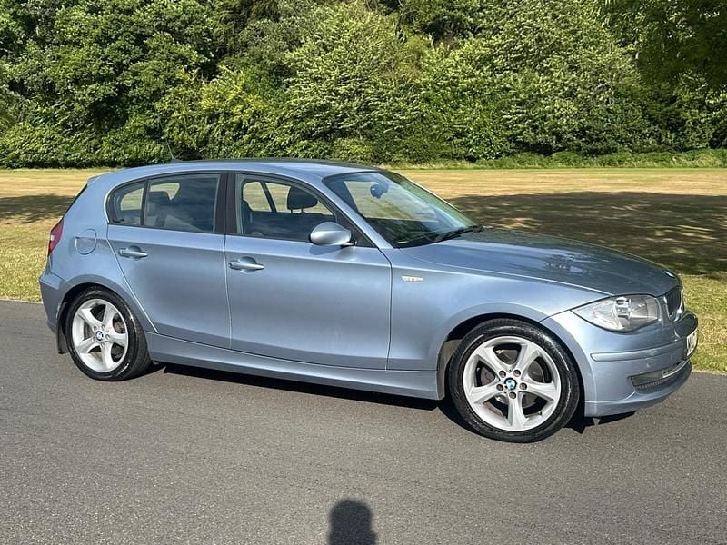 Blue Used 2009 BMW 116 Hatchback | £995 (Good price) - Image 1/4