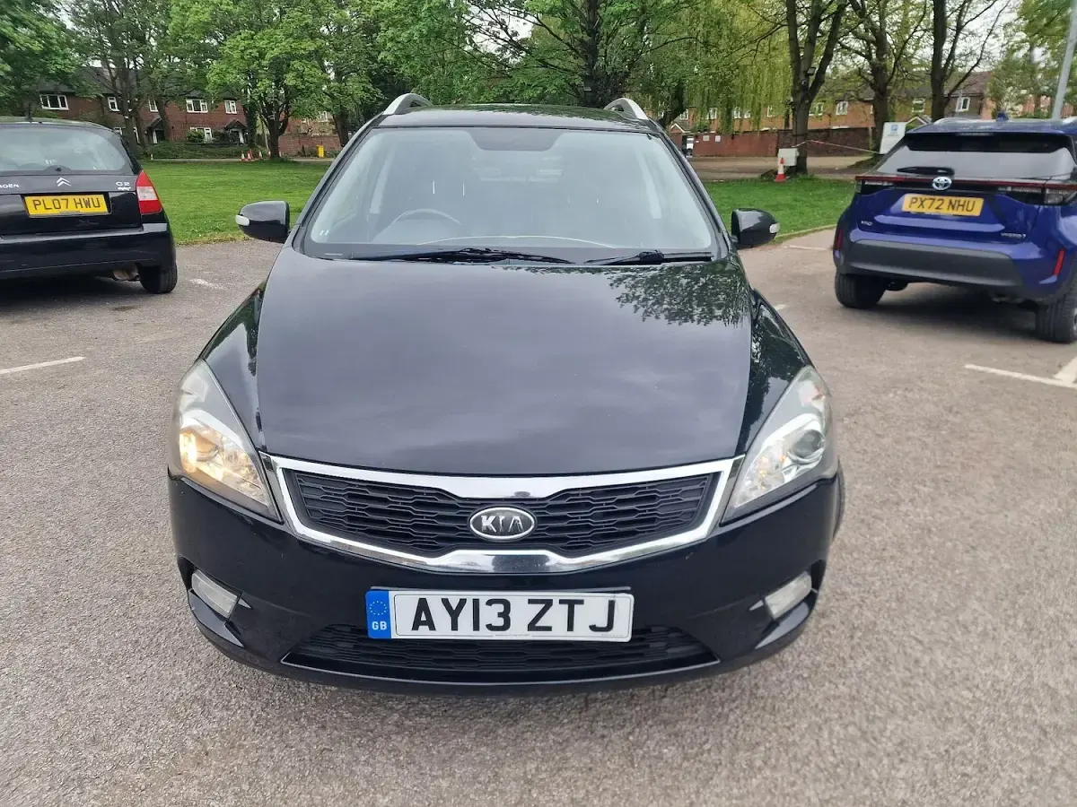 Used Kia Ceed 128 HP (94 kW) 2013 Black Hatchback