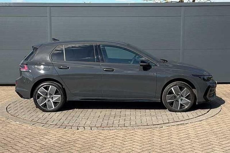 Used VW Golf VIII 150 HP (110 kW) 2025