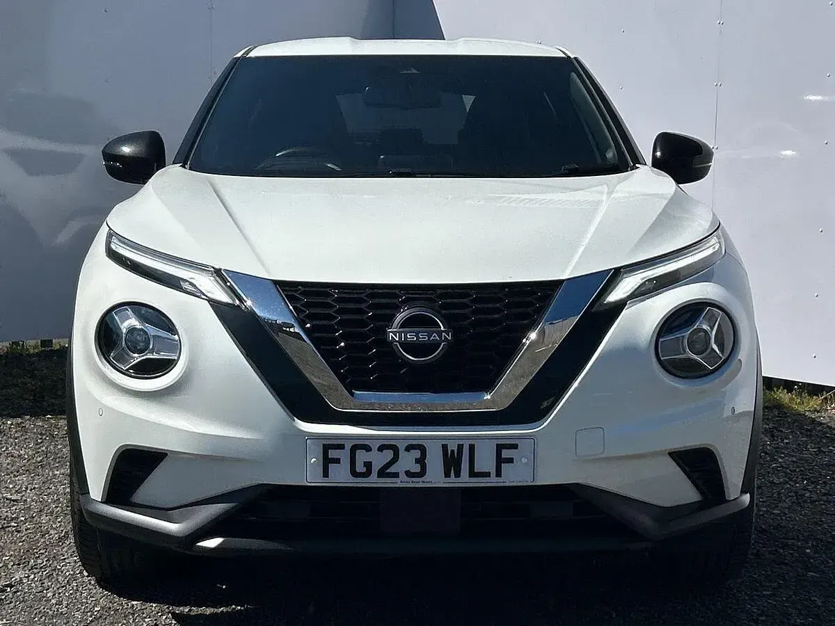 Used Nissan Juke N-Connecta 114 HP (83 kW) 2023 White SUV