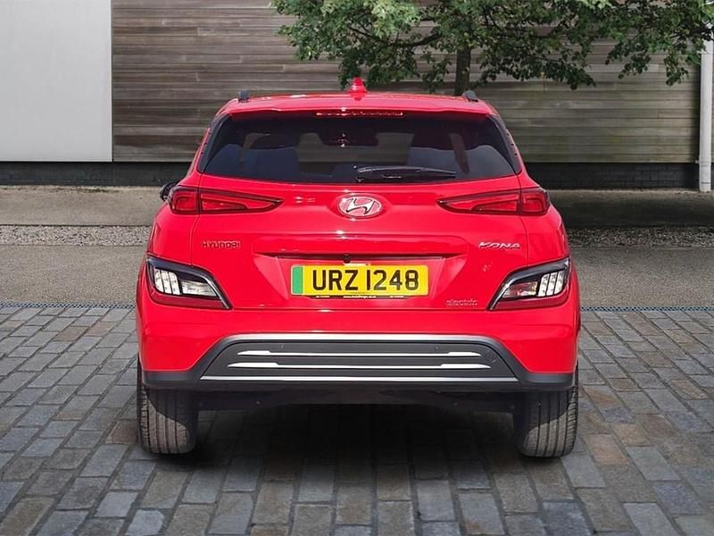 Used Hyundai Kona Premium 150 kW (204 HP) 2022 Red SUV