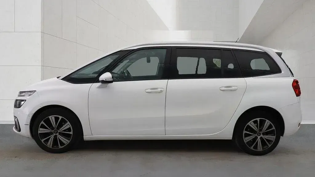 Used Citroën Grand C4 Picasso Feel 120 HP (88 kW) 2018 White MPV