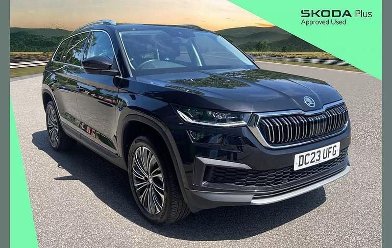 Black magic pearl effect Used 2023 Skoda Kodiaq SE L Executive SUV | £27,195 (Good price) - Image 1/4