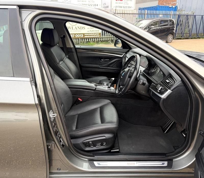 Used BMW 520 Luxury Line 2015 Grey Sedan
