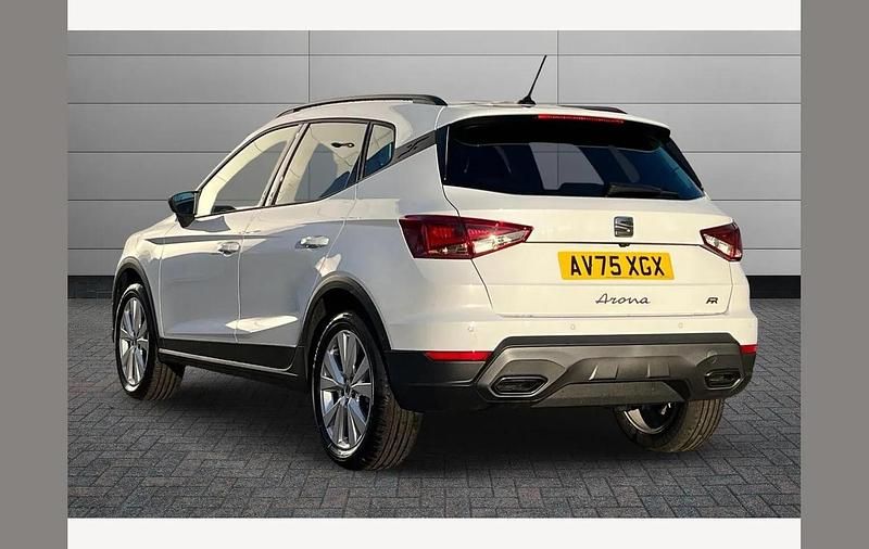 Used Seat Arona FR First Edition 113 HP (83 kW) 2026 White SUV