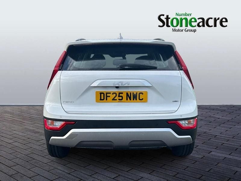 New Kia Niro 127 HP (93 kW) 2025 White SUV