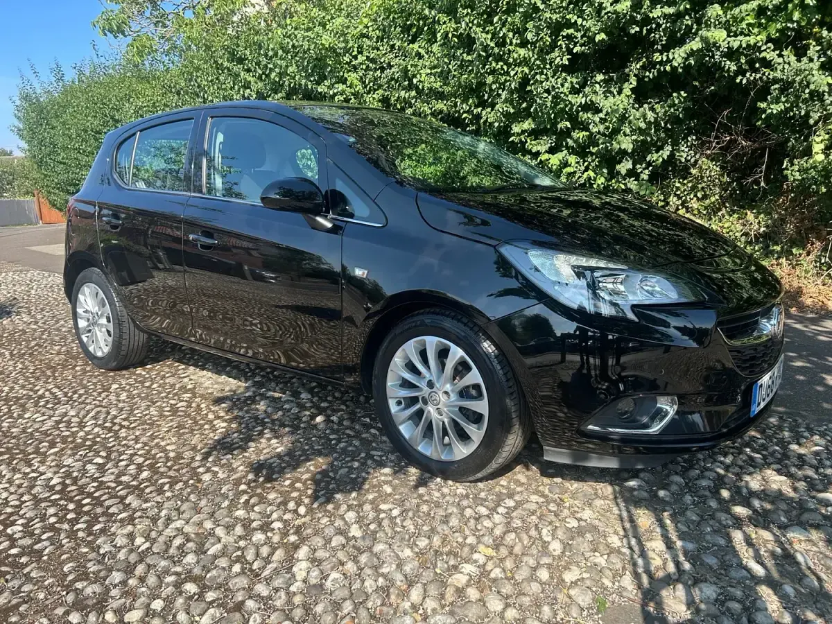 Used Vauxhall Corsa 90 HP (66 kW) 2018 Black Hatchback
