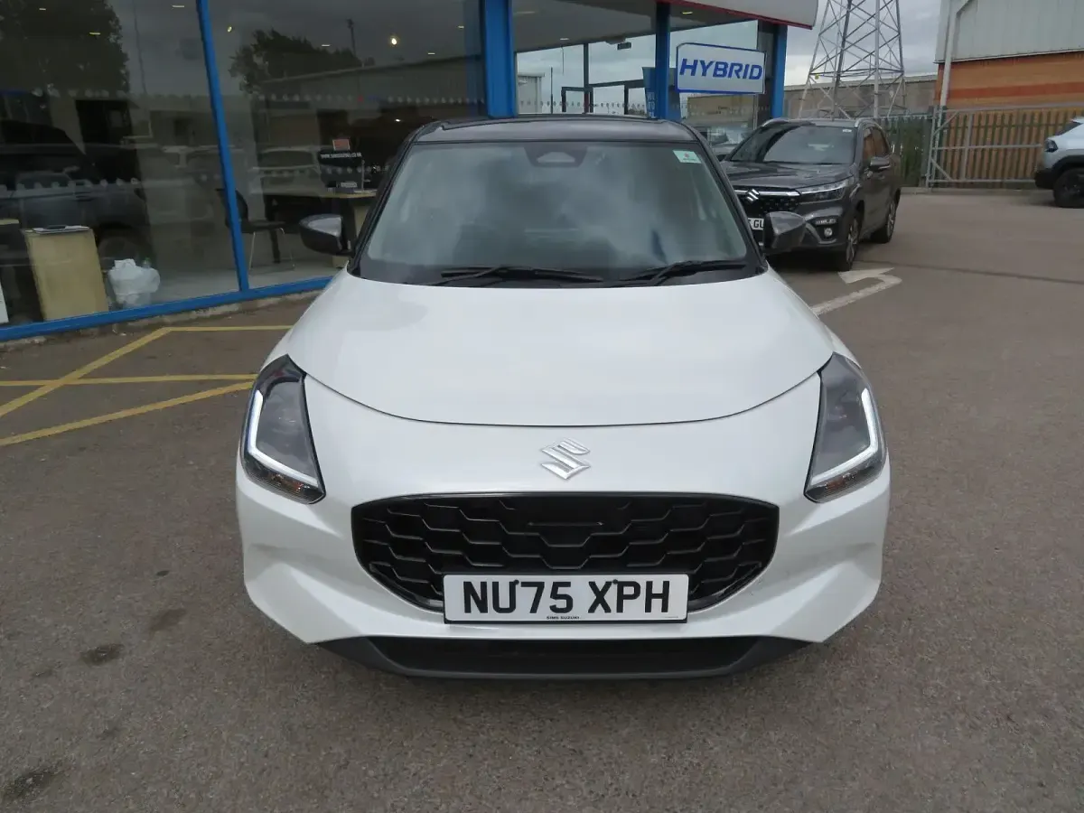 Used Suzuki Swift 82 HP (60 kW) 2026 White Hatchback