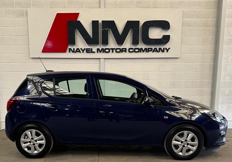 Used Vauxhall Corsa Design Edition 75 HP (55 kW) 2016 Blue Hatchback