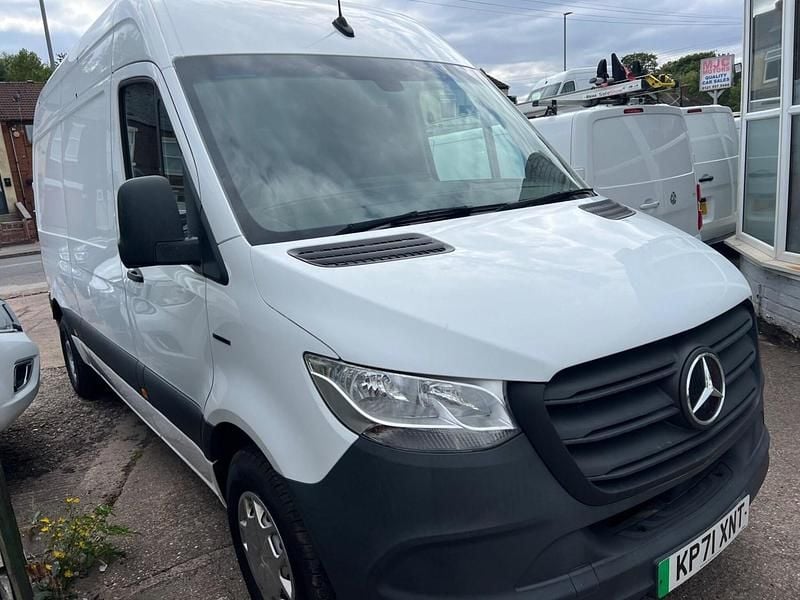 White Used 2021 Mercedes E-Sprinter Progressive Van | £9,995 (Fair price) - Image 1/4
