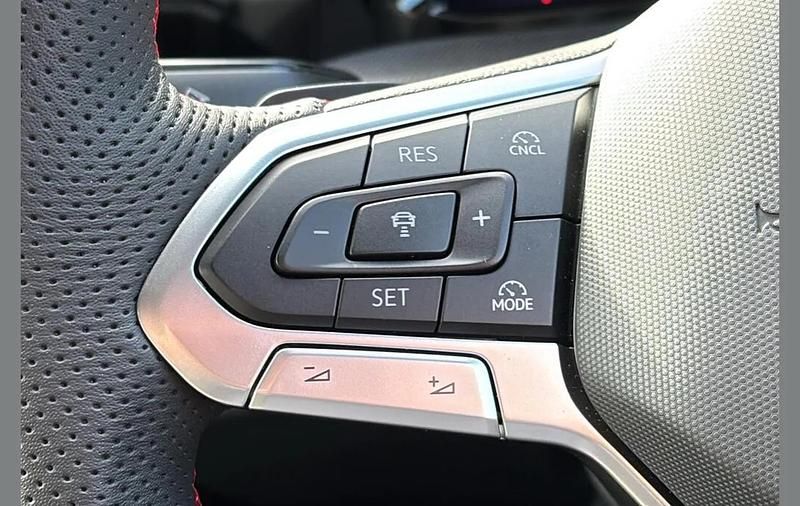 Used VW Golf VIII GTI 261 HP (191 kW) 2025 Blue Hatchback