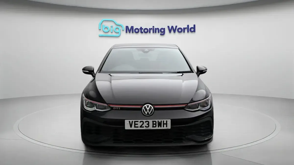 Used VW Golf VIII GTI Clubsport 300 HP (220 kW) 2023 Black Hatchback
