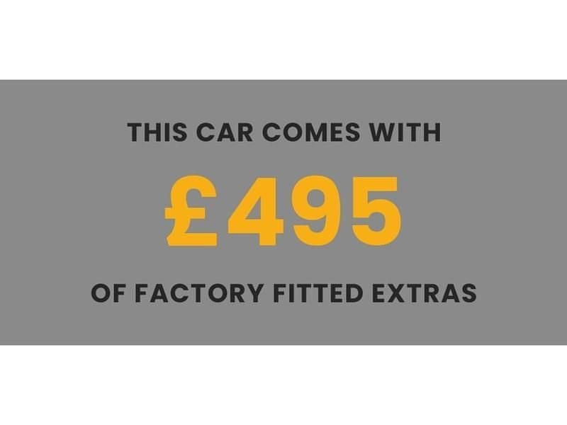 Used Toyota Yaris 99 HP (72 kW) 2015 Red Hatchback