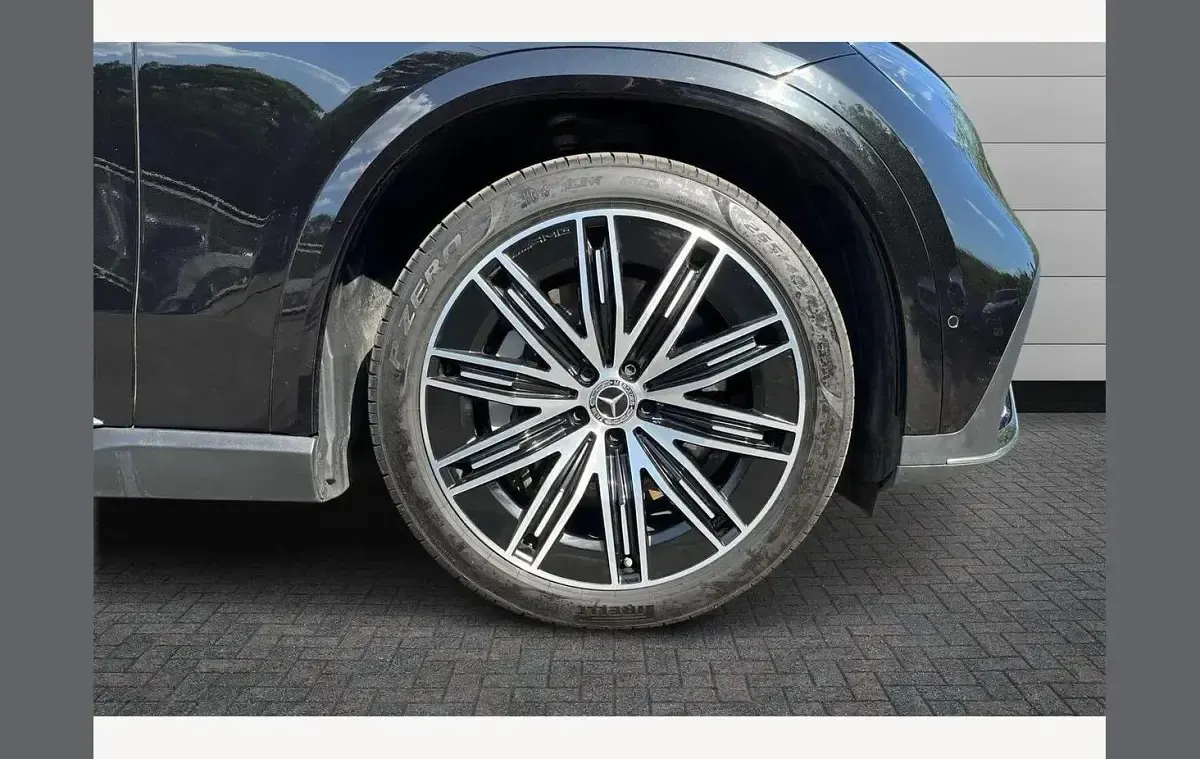 Used Mercedes EQE350 AMG line 214 kW (292 HP) 2025 Black SUV