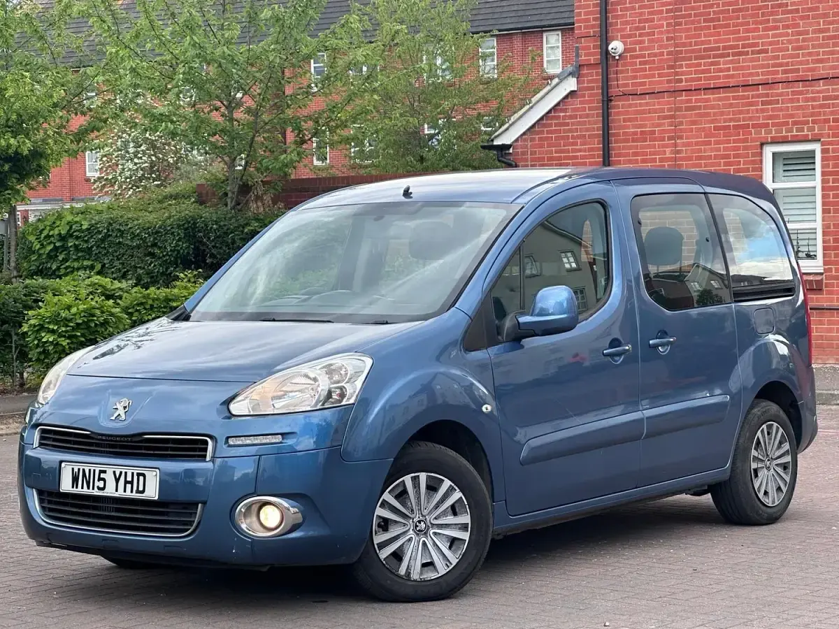 Used Peugeot Partner Tepee S 2015 Blue MPV