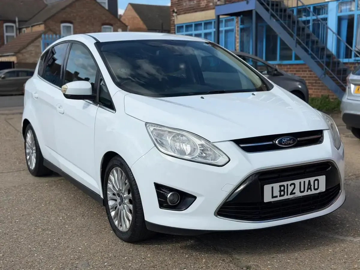 Used Ford C-MAX Titanium 2012 White MPV