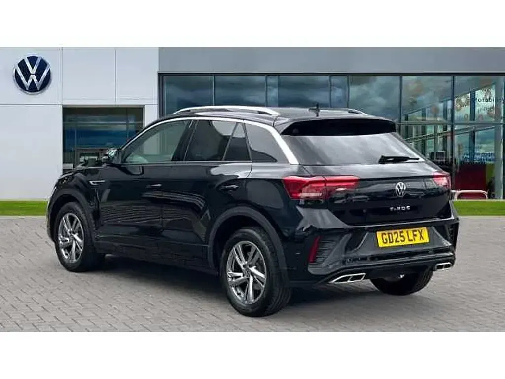 Used VW T-Roc R-line 150 HP (110 kW) 2025 Black SUV
