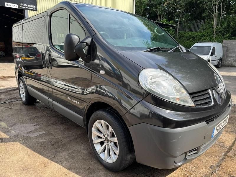Black Used 2012 Renault Trafic Van | £3,495 (Good price) - Image 1/4
