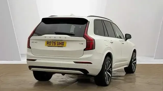 Used Volvo XC90 Plus 455 HP (334 kW) 2025 White SUV