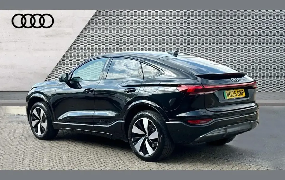 Used Audi Q6 e-tron Sport 185 kW (252 HP) 2025 Black SUV