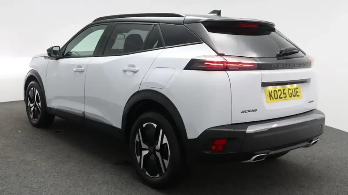 Used Peugeot 2008 GT 145 HP (106 kW) 2025 White SUV