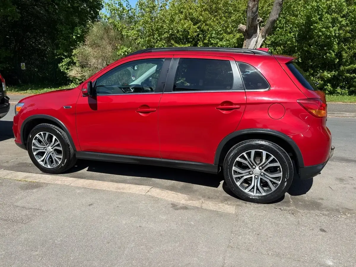 Used Mitsubishi ASX 150 HP (110 kW) 2017 Red SUV